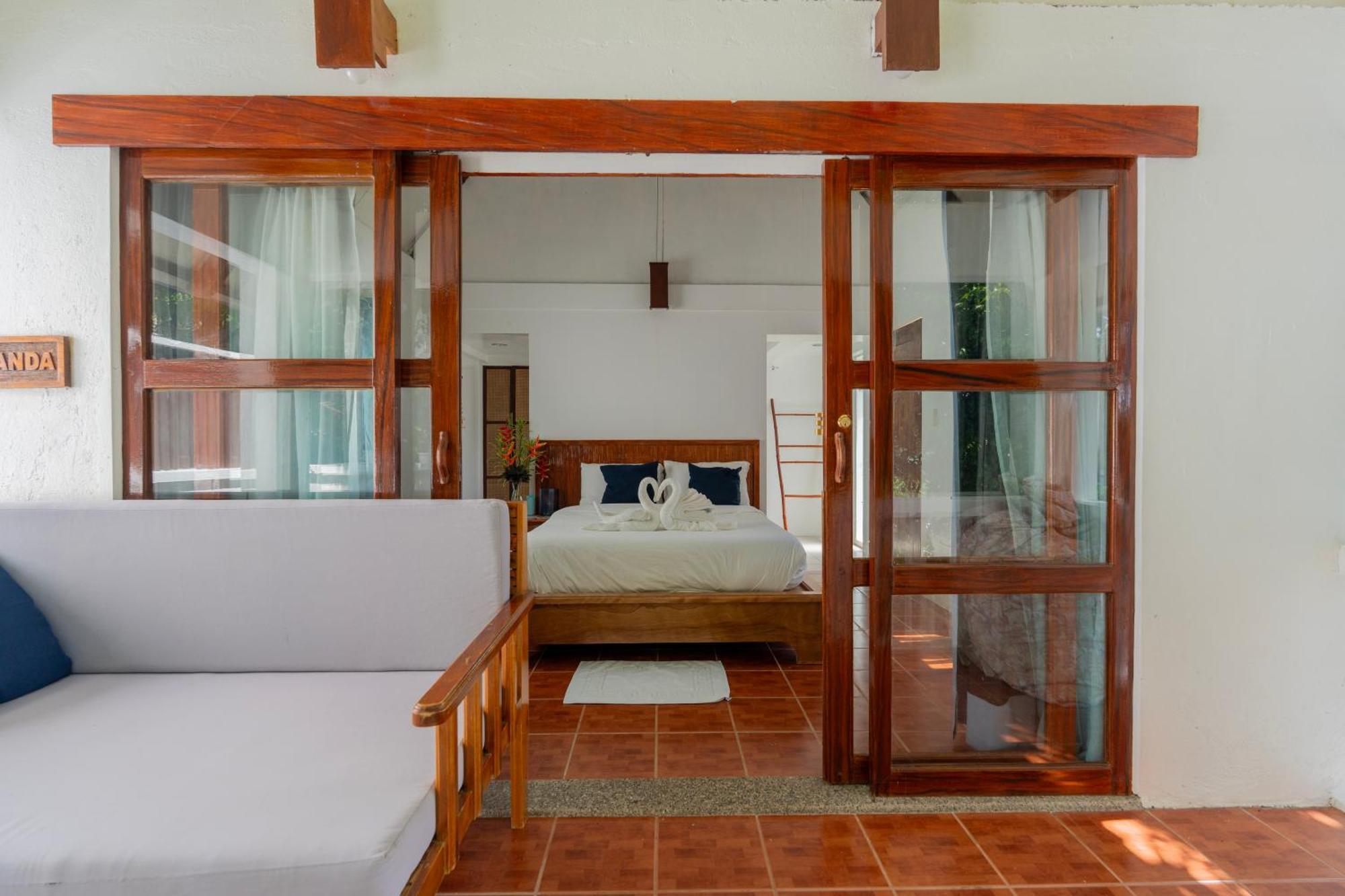 Casalay Boutique Villas & Dive Puerto Galera Dış mekan fotoğraf
